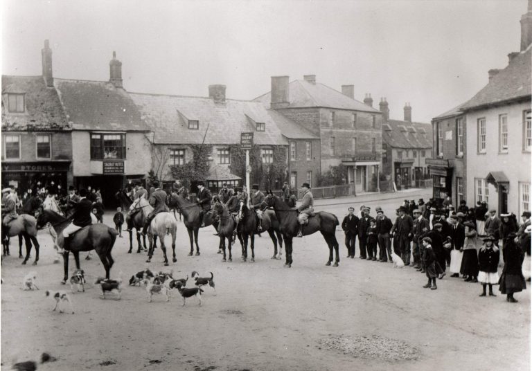 A hunt meet outside The Talbot